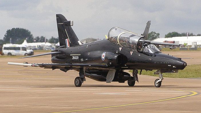 Hawk T2 trainer jet