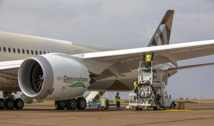 787-10 refueling