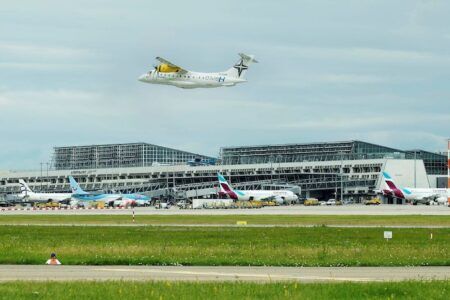 Hydrogen aircraft