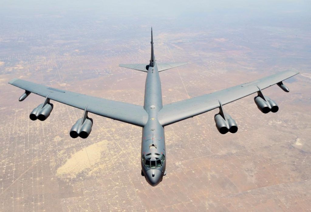 B-52 crashes at Edwards killing eight during radar test flight ...