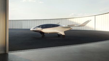 Lilium eVTOL mockup