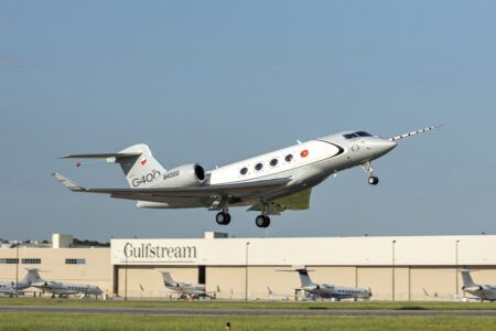 Business jet the G400 taking off