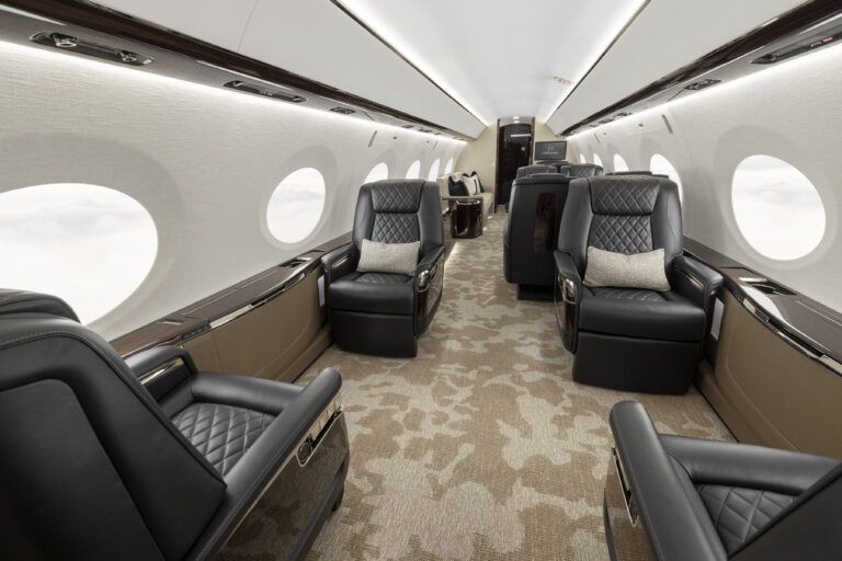 The Gulfstream G800 dedicated to testing the cabin interior has taken its first flight