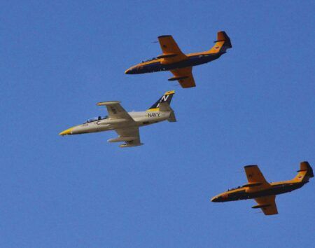 Wired Wingmen: How engineers are testing collaborative combat aircraft