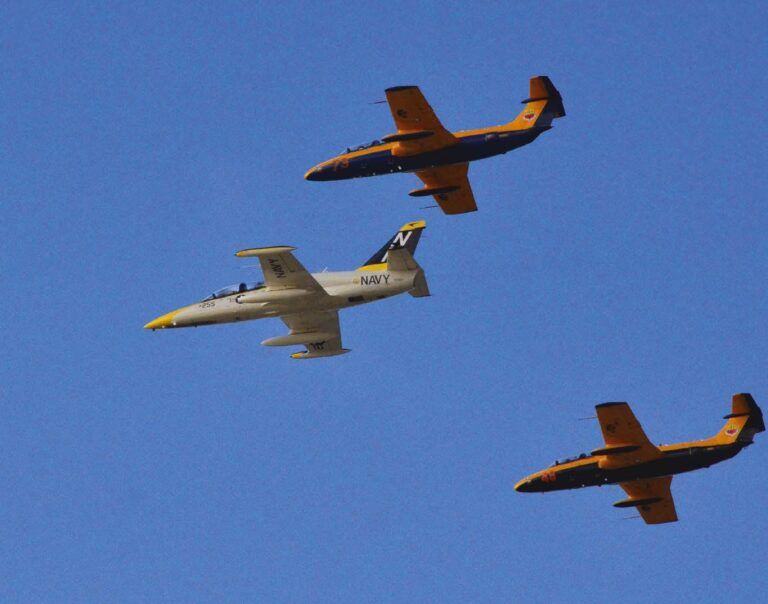 Wired Wingmen: How engineers are testing collaborative combat aircraft