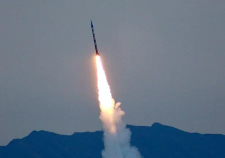 SpaceLoft-XL 18 suborbital rocket launches from Spaceport America in New Mexico