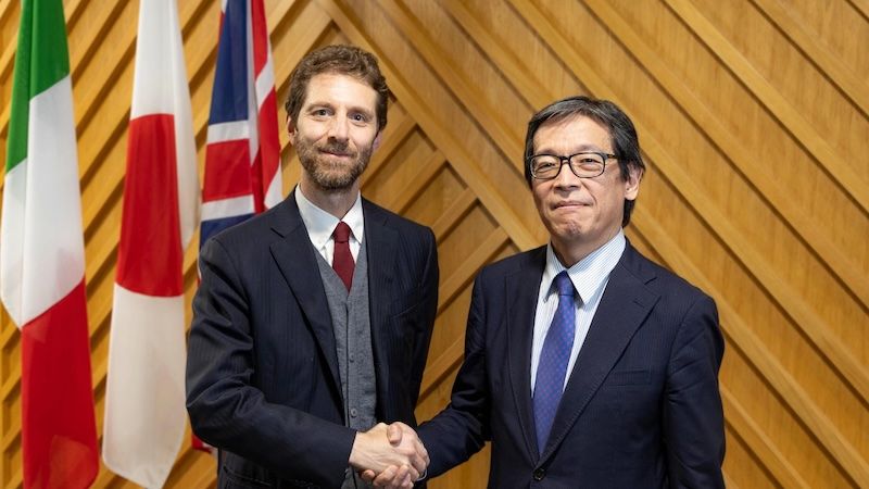 Masami Oka and Marco Zoff